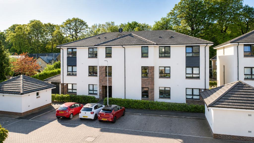 Lanfine Drive, Kirkintilloch, G66 1AU