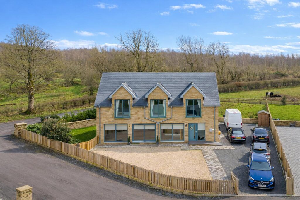 Millcroft Road, Cumbernauld, North Lanarkshire, G67 4AG