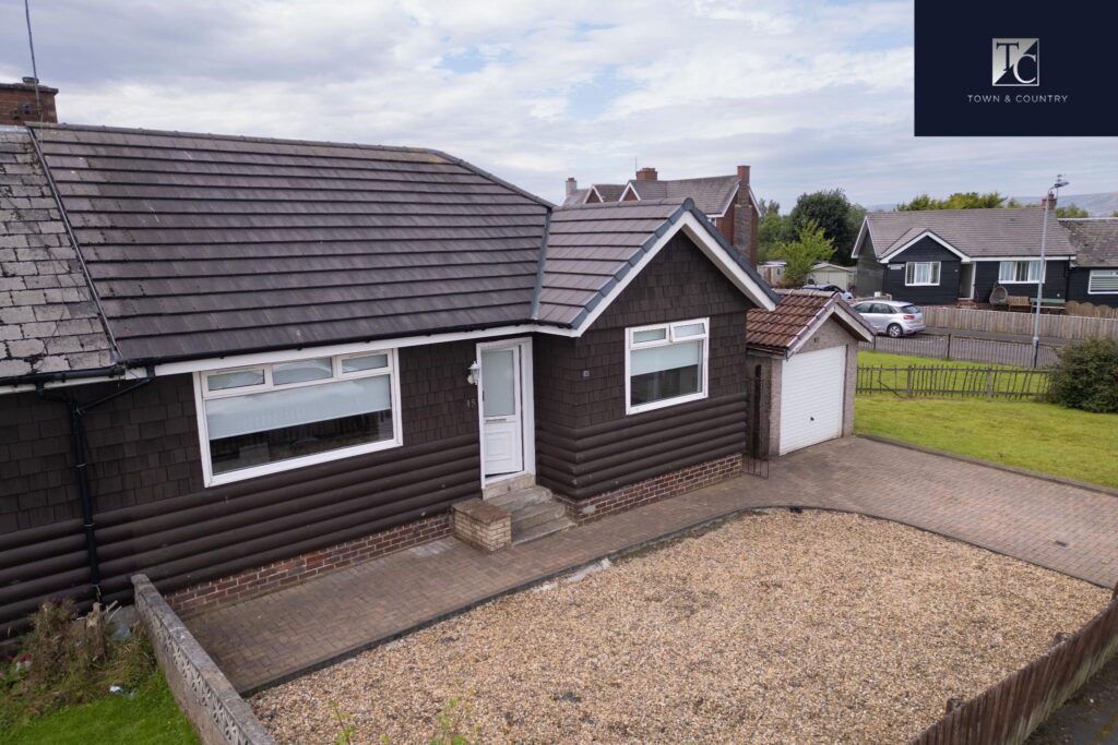 Greenwood Avenue, Moodiesburn, G69 0EB
