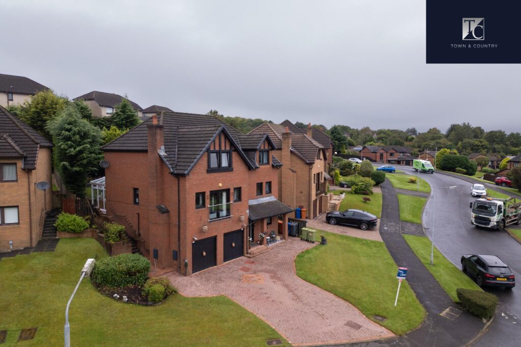 Abercrombie Drive, Bearsden, G61 4RR