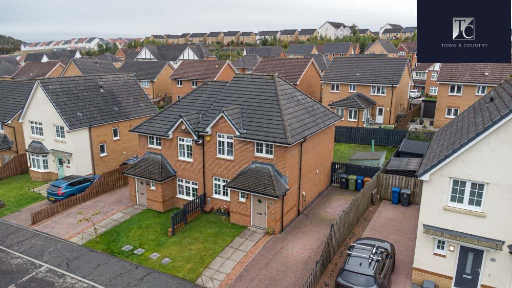 Lion Mews, Kirkintilloch, G66 3QY